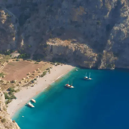 Cabin Charter In Turkey ספינת מלון