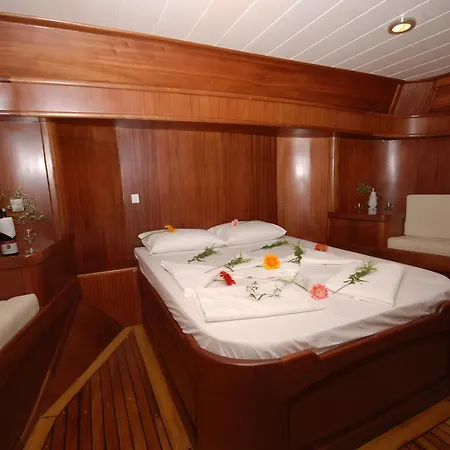 Cabin Charter In Turkey פאטהיה